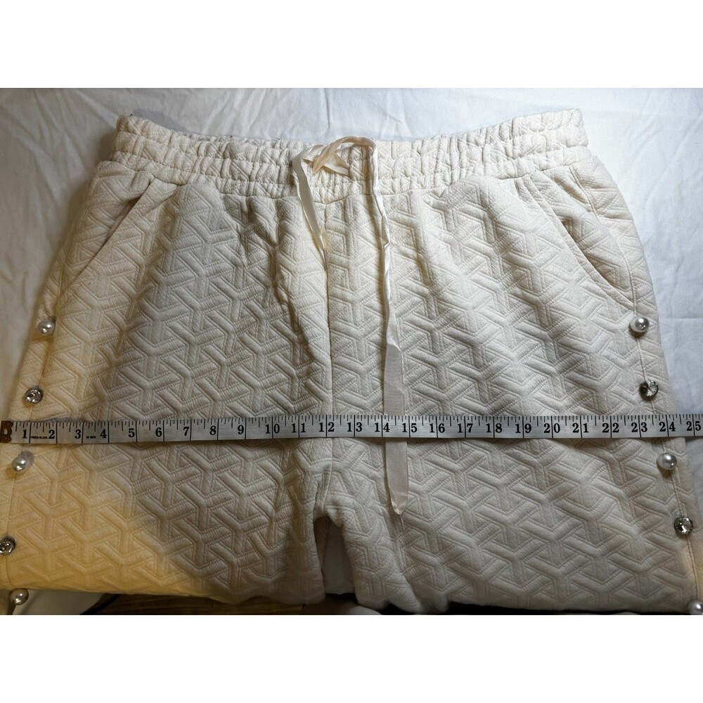 Simply Southern XXL Ivory Quilted Capri Pants Pearl Jewel Rhinestone Embellished - Picture 7 of 11